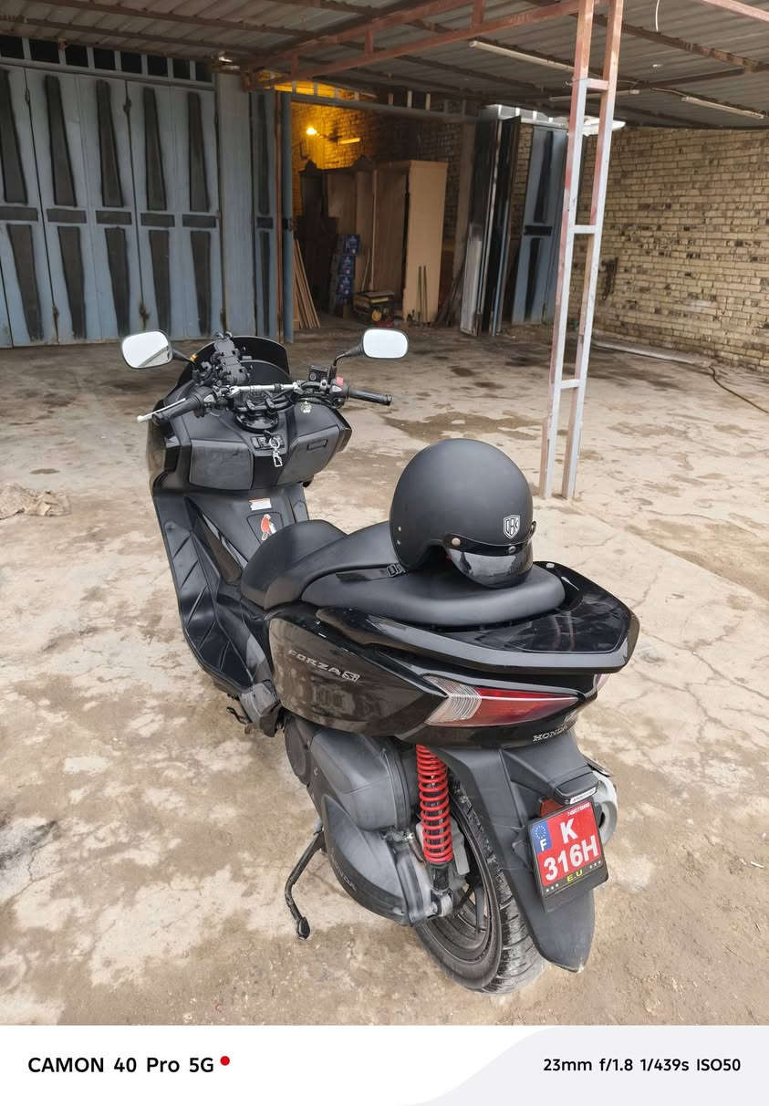 السلام عليكم دراجه فورزه 0.120  مكفولة كفاله عام الدراجه جديده أي ستفسار هذه رقم التلفون ***********
