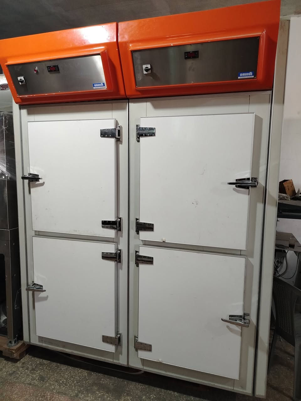 فرصة مميزة لأصحاب المخابز والمطاعم! 🔥
❄️ شوك فريز ألماني – 4 أبواب 🇩🇪
قوة تبريد عالية مع تصميم عملي يناسب الشغل الكبير!
✅ درجة حرارة تصل إلى –22°C
✅ صناعة ألمانية – متانة وجودة عالية
✅ 4 أبواب لسهولة التنظيم والتخزين
✅ توزيع برودة متساوي داخل الجهاز
✅ يحافظ على جودة المنتجات وطعمها
✅ مناسب للعمل المتواصل والضغط العالي
💼 مثالي لـ:
المخابز – المطاعم – الحلويات – المصانع الغذائية
📞 للطلب والاستفسار:
0096176709084
🚀 خزّن بذكاء… واشتغل براحة وجودة مضمونة!


**إذا كنت صاحب هذا الإعلان وتريد حذفه لأي سبب، رجاءا أرسل رسالة إلى الدعم الفني**