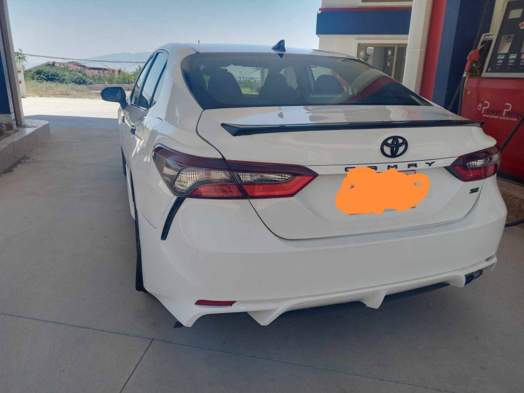 تویتا کامیری مودیل 2022 مواسفات  se بلاك  سەیارەکە بەناوی خومانە بەشەرتی تەحویل  غرامە بەشەرت بویاغ سێ پارجەی پشتی  سبوغە تەنها لایەکی کەمیکی ناوی گرتوە رەقەم شانسیشم داناوە پەرەشووتی نەتەقیوە بەشەرت بیشی کەبسە هیجی بیوە نیە 44 مایل ڕۆیشتوە سەیارەکە نرخی 200 دەفتەرو مەعامەلە لەرانیە بۆسکینە سەیارەکە *********** یان 
*********** رانية, السليمانية
