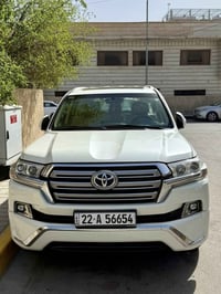 لاندكروزر GXR • ٢٠١٦ • ١٤١ الف