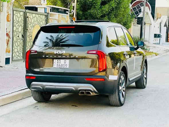 السلام عليكم
كيا تلورايد 2022  
حادثها الجاملغ الامامي و البنيد
حادثها داخل المنشور والسونار كذالك 
 سيارة جدا نظيفة واقصادية
 رقم بغداد  الجديد دولي بأسمي 
مكينة 6 سلندر 3800
7 راكب سياحي + تبريد 9 قطع
ماشية28 الف قابل للزيادة 
تشغيل عن بعد 
رادار امامي وخلفي مع حساسات 
توقف ذاتي 
تحداد مسار 
تحديد سرعه 
5 انظمة قيادة 
كشتات تدفئة 
رادار بالمري 
اشارة بالمري 
فتحة سقف 
كشنات جلد 
شاحنة مبايل لاسلكي 
مخارج شحن بالكراسي الامامي و الخلفي 
ويل حجم 20  كروم  
سايد بريك بصمه 
هواي مواصفات بيها 
السيارة جديده ومتعوب عليها 
والسعر٢٣٨ وبي مجال
العنوان بغداد 
للأستفسار‭***********
يا الله
