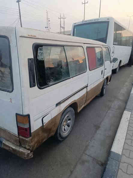 سيارة نيسان 14 راكب موديل 95 رقمها بصرة محرك وگير جديد مكان السيارة البصرة الدير سعرها ب17 ورقة للاتصال على هذا الرقم ***********
