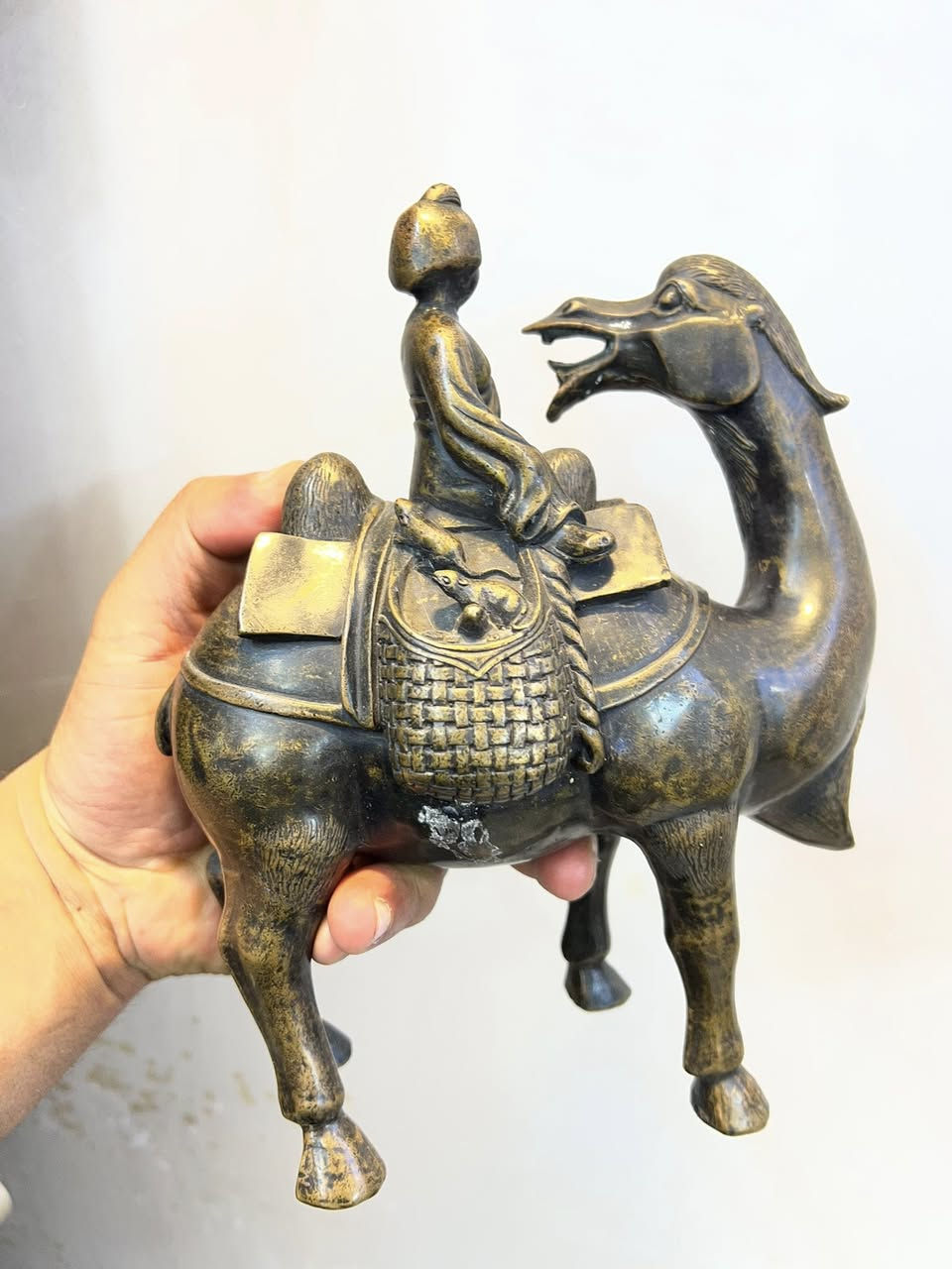 قطعه برونز حجم 26 ب 27 سنتم من النوادر وزن ثقيل عمل بالايد لشخصية سندباد


**إذا كنت صاحب هذا الإعلان وتريد حذفه لأي سبب، رجاءا أرسل رسالة إلى الدعم الفني**