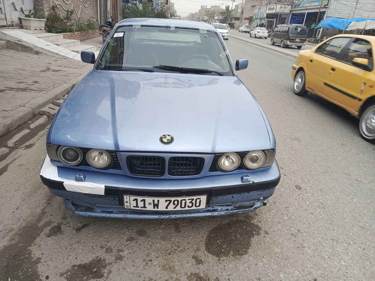 سلام عليكم سياره بي ام525 رقم بغداد دولي سنويه لل30 بجم عريض سلايت كشنات كهرباء دبل ايرباك مديل90 صبغه جديده سياره بيه تلحيضات نقص دعاميه خلفيه وغرفه شويه تعبانه  وبيه تخم ويل جلد الغزال عنواني نجف السعر 38 وبيه مجال حك الجيه رقم الهاتف***********
