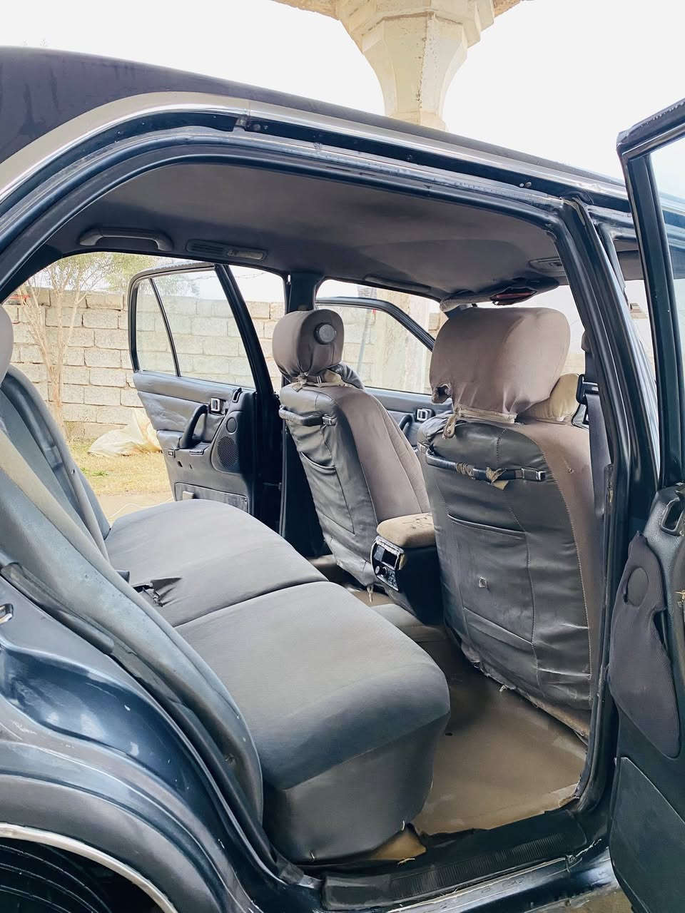 السلام عليكم
سياره للبيع
ارنب 1994محور
لون نيلي 
صدر جديد(خلفي-امامي)
(محرك2.5الشلعه خير من الله)
داخل نظيف 
(تايرات جدد)
(السياره ماتحط عليهاا)
السعر 60وبيه مجال 
رقم الهاتف: 
علي مريس 0782 187 5681
مكان-صلاح الدين بيجي قريه البعيجي
