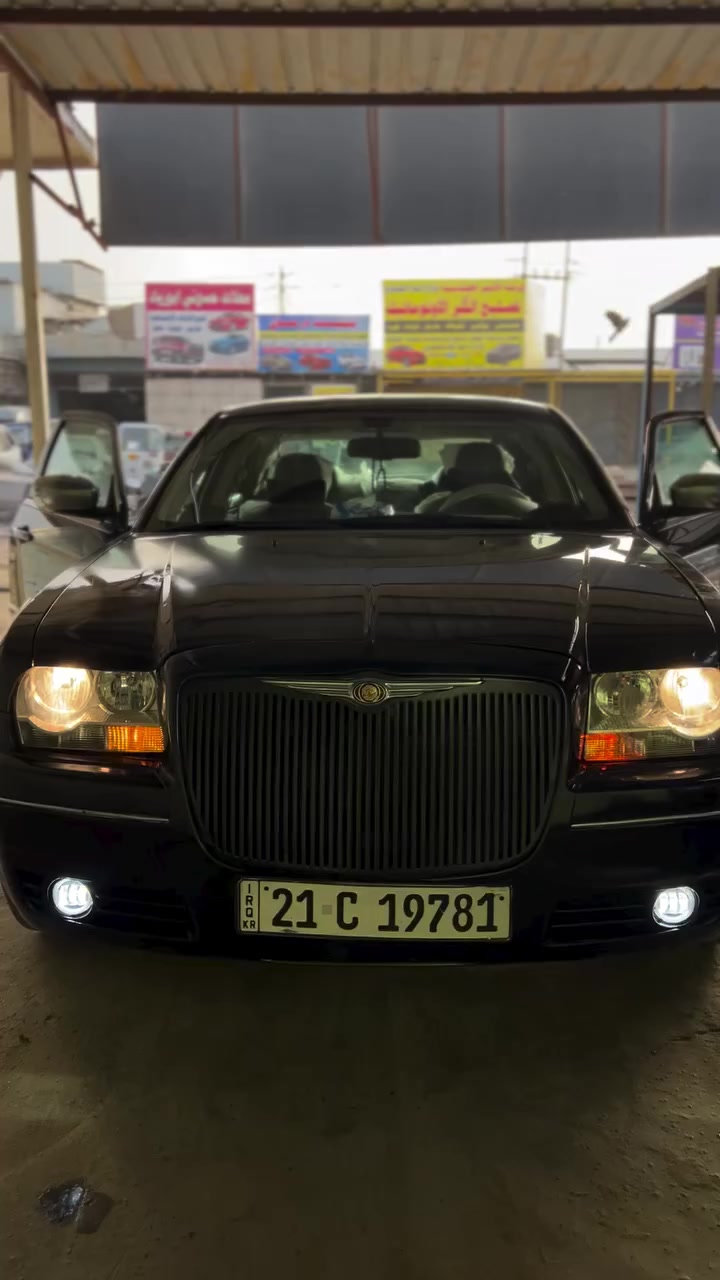 يالله السلام عليكم اوباما 10 للبيع السياره وارد كندي السياره نضيفه على ايدي اني عسكري ماطلع بيها فقط للدوام ونادراً اروح لبغداد (ممتعوبه ) السياره سعرها 115 بيها مجال بسيط  موقعها ميسان المجر الكبير رقم الهاتف ***********
