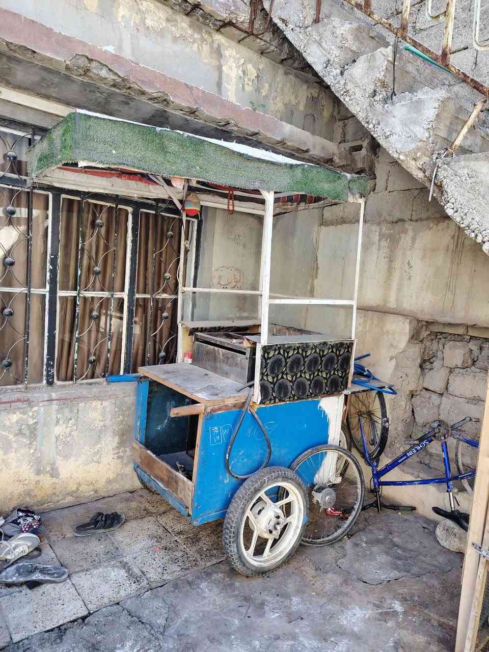 عربانه مالفنكر للبيع العنوان موصل جانب ليمن السعر 300 بها مجال تواصل على الرقم ***********
