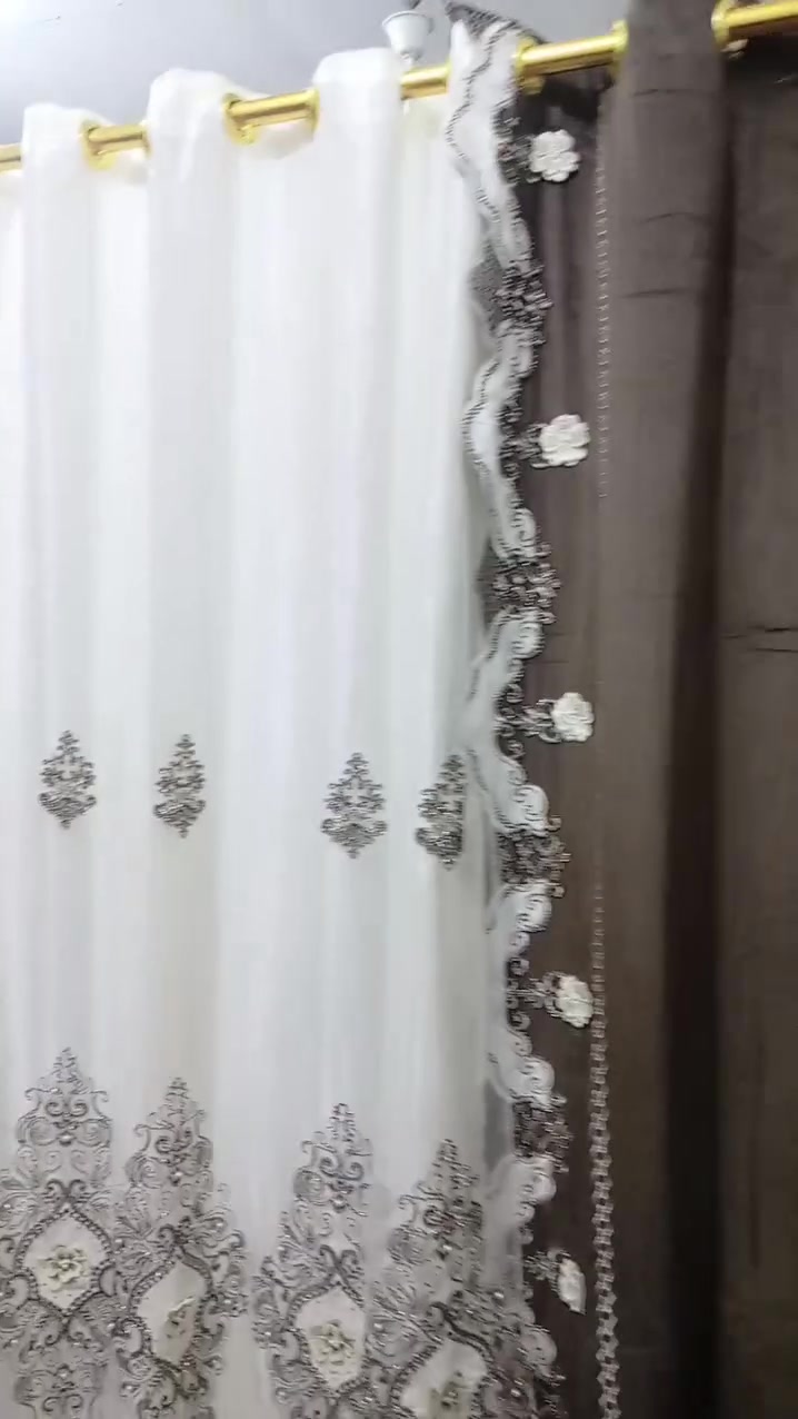برده قياس 3متر قماش مقدف استخدم جدآ قليل بعده حتى مامغسوله للبيع بسعر مناسب


**إذا كنت صاحب هذا الإعلان وتريد حذفه لأي سبب، رجاءا أرسل رسالة إلى الدعم الفني**