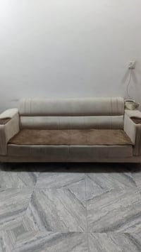 قنفات • نضيف • للبيع