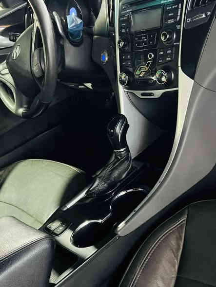 سلام عليكم
سوناتا 2013
فول لفول الاخير
حادث دعاميه و بنيد فقط
لغد شاصي مكفول
مكيته 2000 توربو 
عنوان شارع فلسطين
سعر 113 وبيه مجال لشراي الجاد 
رقم بغداد بسمي 
استفسار ***********
