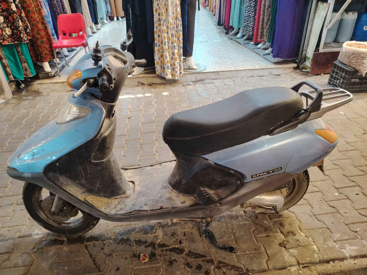 دراجه ماليزي تشتغل مابيهه شي نبيع كوم حديد ب ٣٠٠ الف


**إذا كنت صاحب هذا الإعلان وتريد حذفه لأي سبب، رجاءا أرسل رسالة إلى الدعم الفني**