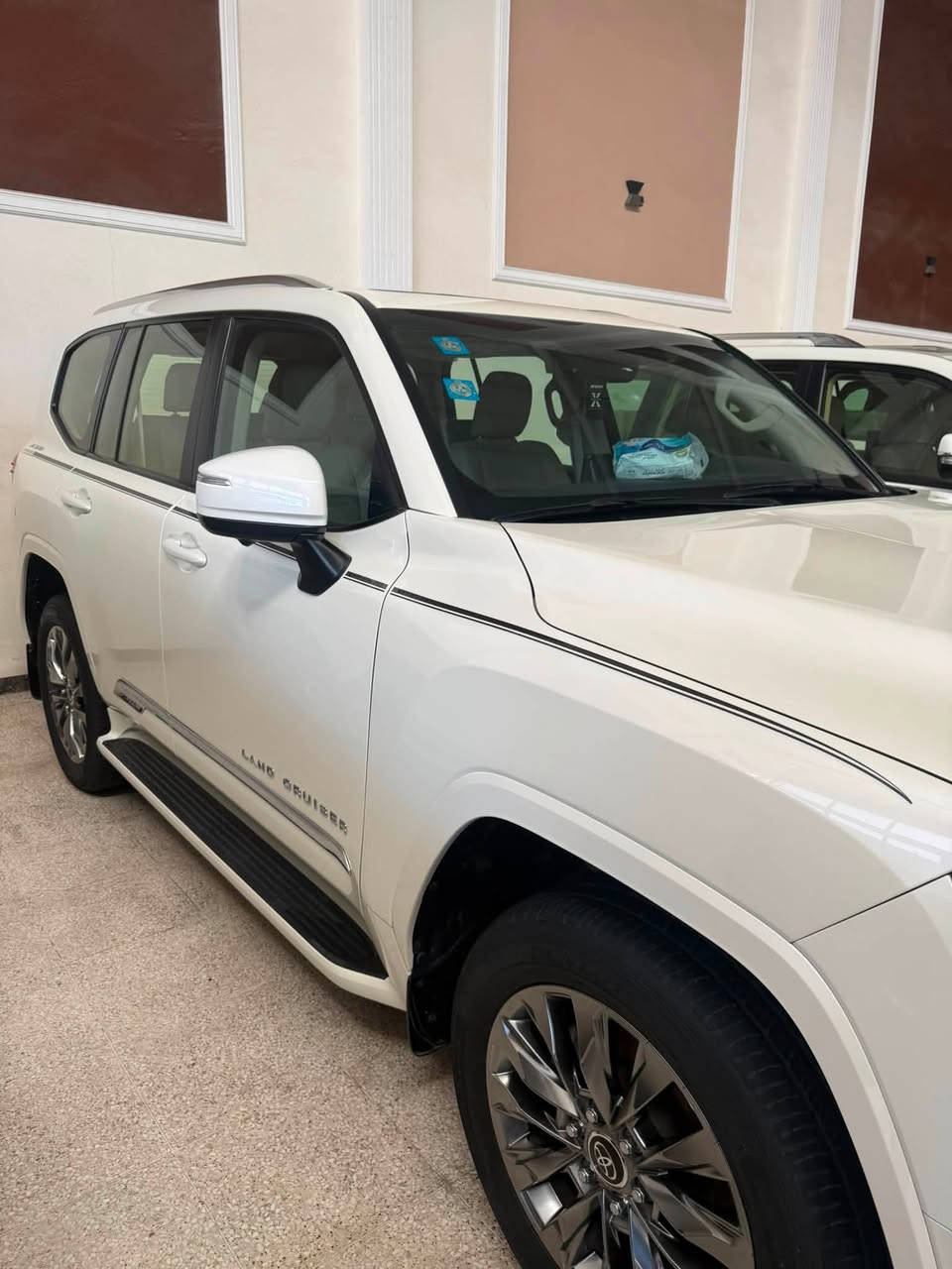 🚘 نفس ما عودتكم… ما أنشر إلا الجديد والنظيف ✨

للبيع:
🔹 تويوتا لاندكروزر 2024ساز 
🔹 فئة Limited
🔹 ممشى: 37 ألف كم
🔹 مكفولة كفالة عامة
🔹 رقم السيارة: بغداد

سيارة نظيفة جداً وجاهزة، وللاستفسار والتفاصيل التواصل على الخاص.

*********** 
***********
