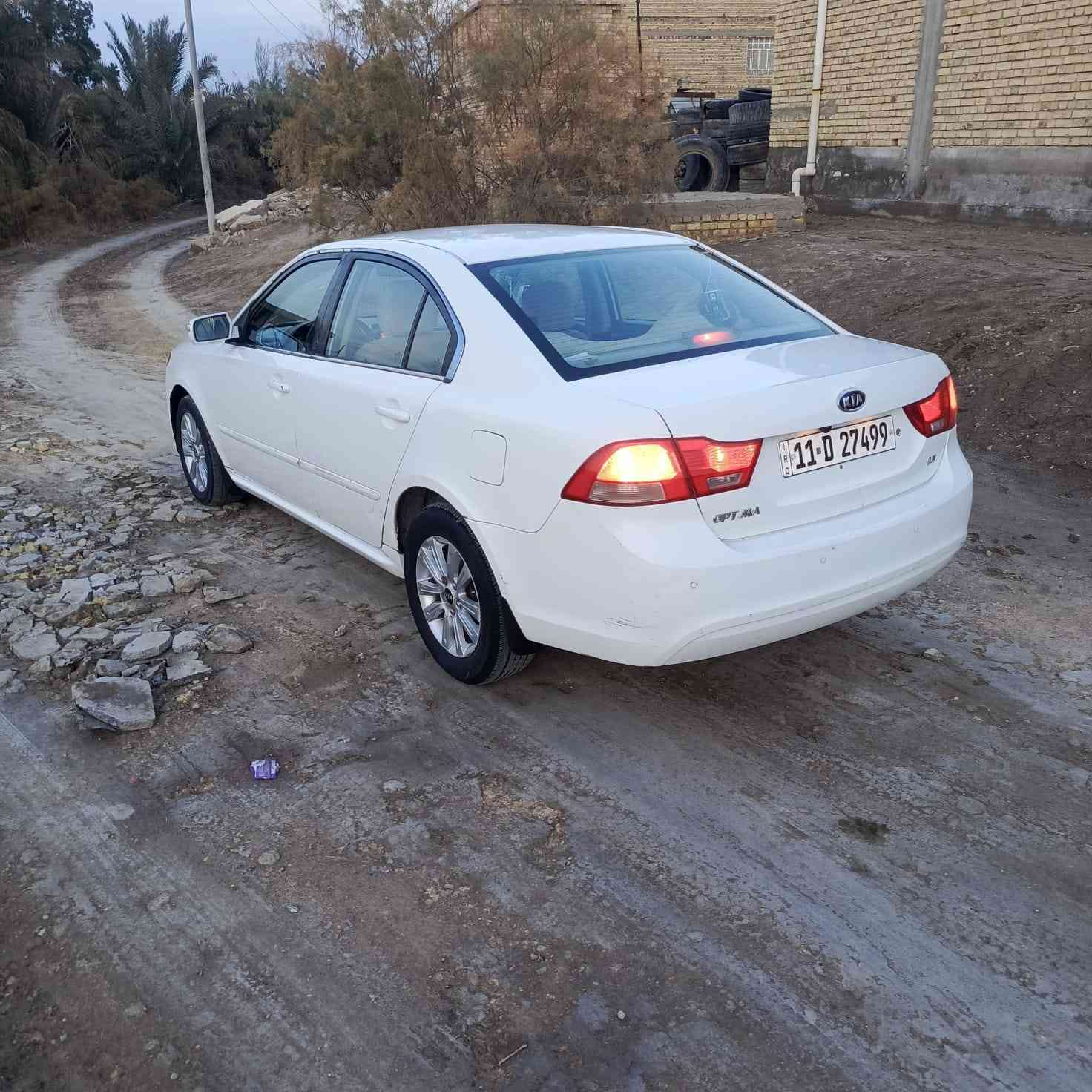 سلام عليكم وبتيمه مديل 2010 خليجي سياره جاهزه مكينه وكير كفاله رقم بغداد دولي بسمي سنويه جديد منضومه تبريد منضومه زنون تخم تاير جديد حداديه خلفيه اماميه جديده با تري جديد سياره صبغ عام رقم *********** السعر 86 ورقه المكان نا صريه سوق الشيوخ
