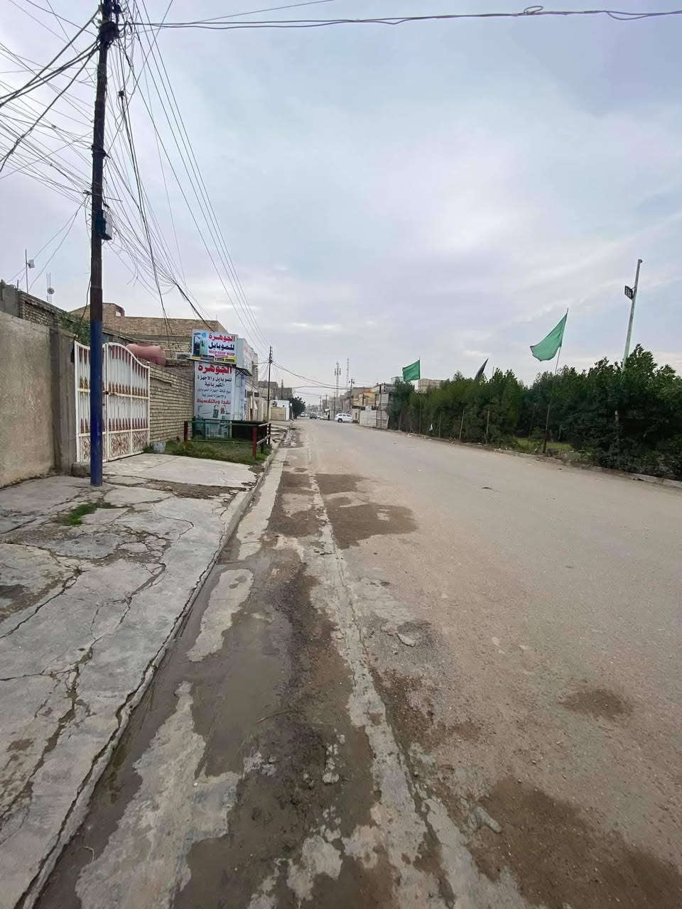 بيت للبيع في الزعفرانية مساحة 100 متر واجهة 5 و نزال  20 بيت طابو ملك صرف طابقين بي  3 غرف نوم و ستقبال و صحيات عدد 3 بناء حديث نقص بس واجهه بي
عنوان الزعفرانية شارع كهرباء على شارع 15 مقابل ساحة ابو فريد او مدرسة الحديد 
سعر 125 تواصل واتساب او على ماسنجر رقم ***********
بيت للبيع في الزعفرانية مساحة 100 متر واجهة 5 و نزال  20 بيت طابو ملك صرف طابقين بي  3 غرف نوم و ستقبال و صحيات عدد 3 بناء حديث نقص بس واجهه بي
