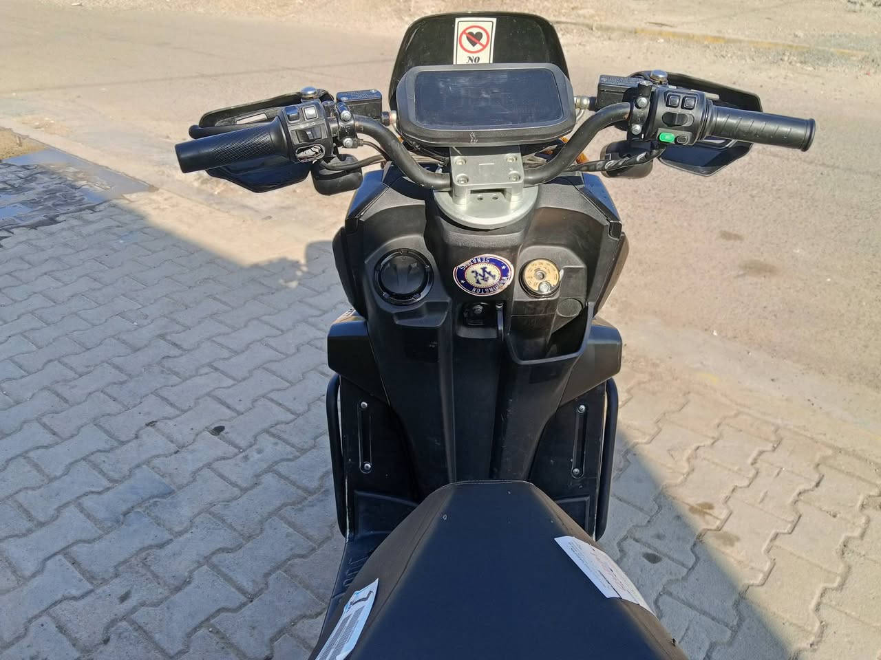السلام عليكم👋🏻
للبيع دراجه اباچي ☺️. 

مواصفات الدراجه🤷🏻‍♂️☺️

. 

مديل: 2025

ملف: 2500

سرعه حقيقي🤷🏻‍♂️: 110

بريك: دسك"🫰🏻

تمشيك الشحنه الوحده 90كيلوا

جاملغ امامي مالتها موجود تاخذه وياها 

شاحنه اصليه تشحن كل 5ساعات فول 

جوزه حديث تقفل للئبتعاد عن السرقه🥷🏻

قفل استيرن 🥴

بطاريات عدد: 6وينلي الاصليي الكبار الدبل

زنون عالي ناصي🙎🏻‍♂️

تجي بيها 3سرع ☺️

تايرات جدد بعدهن . 

اشاره يمين يسار رباعي☺️

الدراجه مامتعوبه ابد مال بيت. 

السعرر:::800꧁꧂☺️

الي يحب استفسار اخر الاتصال على الرقم

***********

العنوان بغداد جسر ديالى

