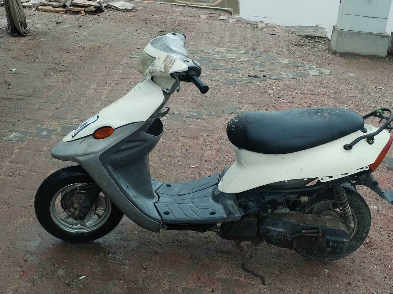 دراجة 9 زروف
مجفته مره وحده او أوراقها كامله كهربائيات شغاله
السعر 400 و بي مجال كلش زين
العنوان ميسان ابو رمانه
الرقم الهاتف ***********
