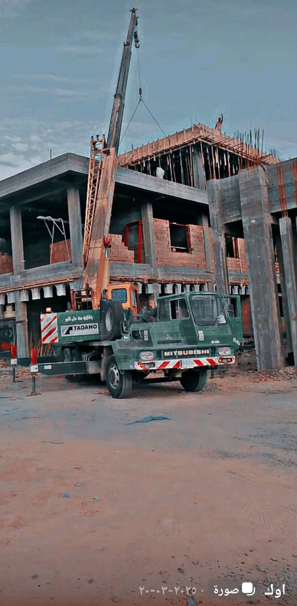 كرين ٢٥ طن للبيع الموديل ١٩٩٧ مكانه بغداد و الرقم الكرين بغداد للتواصل على الرقم 
واتساب و اتصال 
***********
السعر ٩ شدات
