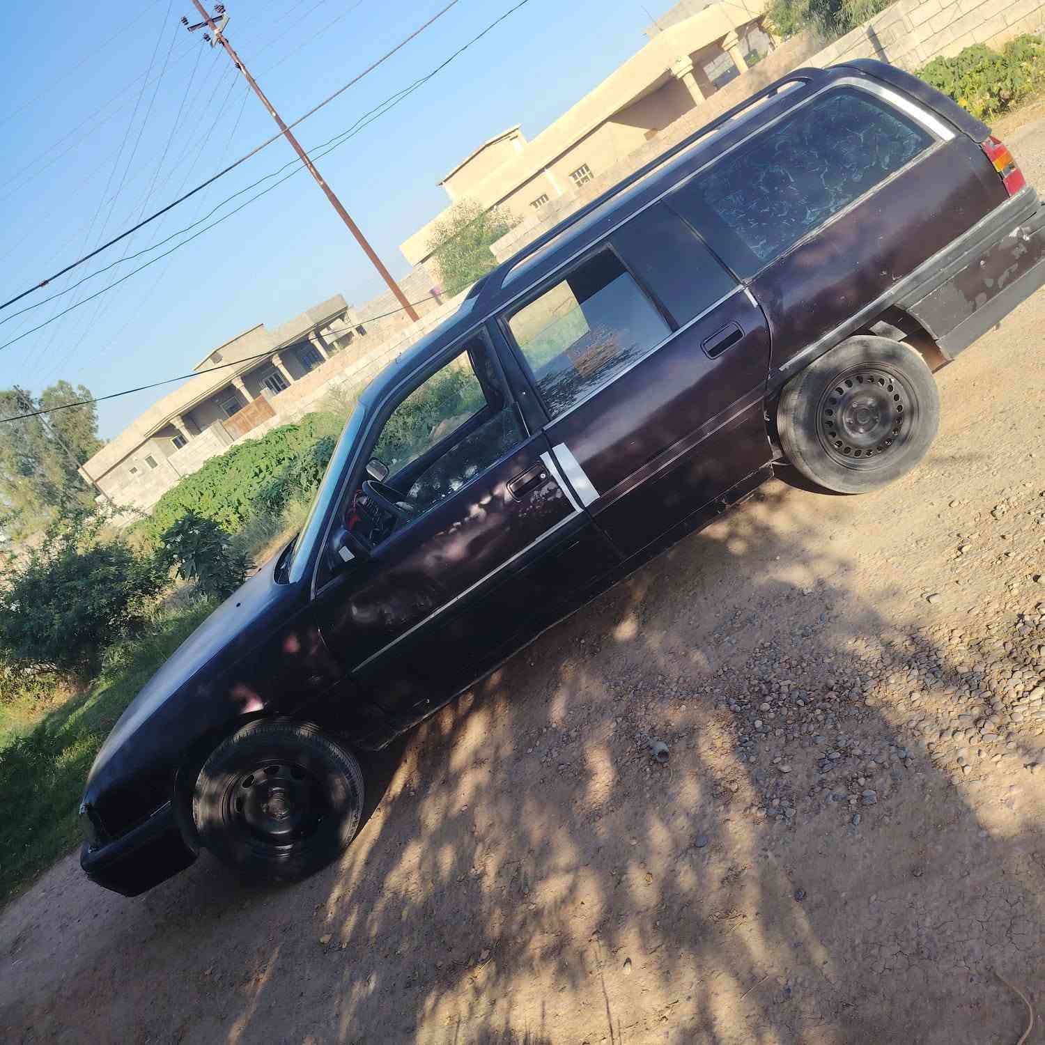 السلام عليكم اوبل ستيشن سيارة كير ومحرك وصدر وتخم تاير كلو شرط محرك 2000 نوزل بلادي باور شغال كهربيات شغالة اني مكلف بل النشر خابر صاحبها السعر 6اوراق مكان السيارة العلم قريت الربيضة ***********
