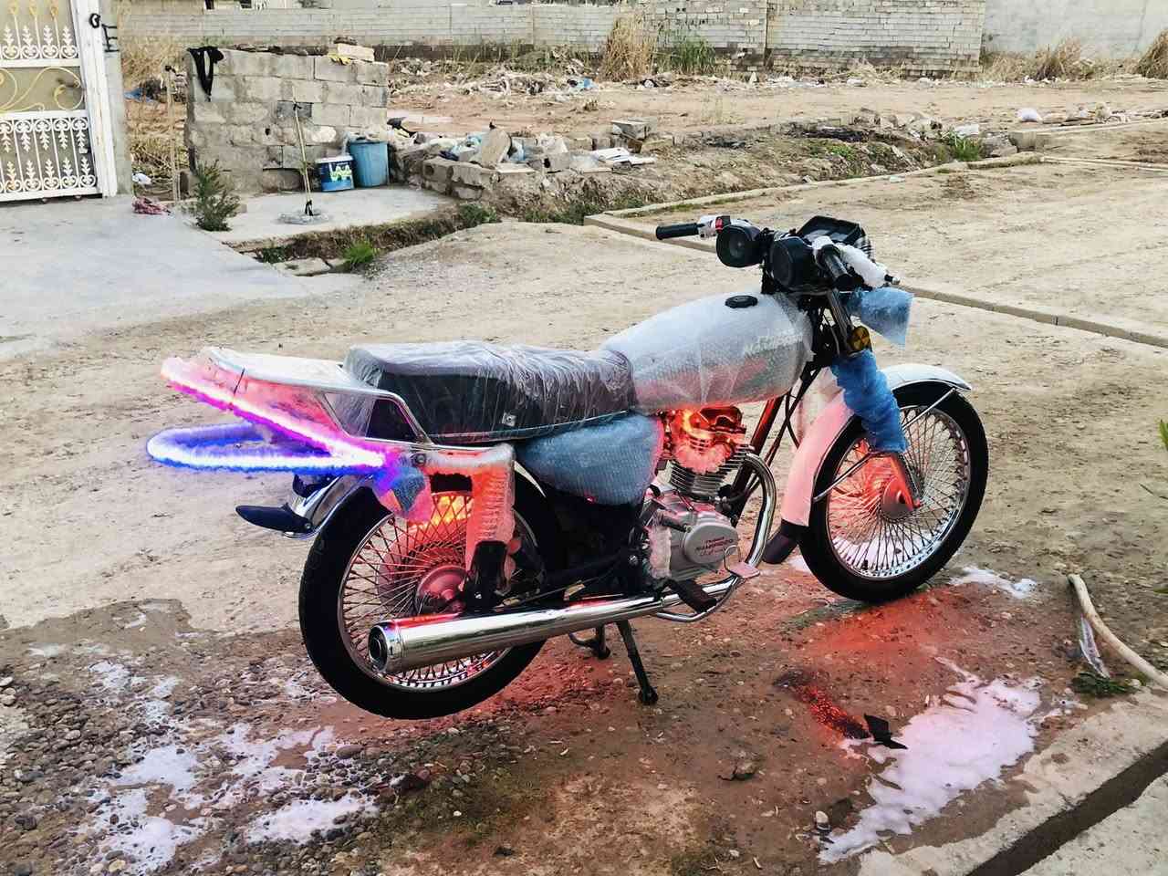 السلام عليكم دراجه للبيع موديل ٢١دراجه اخو صفر محرك كبس شرط عنوان كركوك سعر٦٠٠بي مجال بسيط ***********
