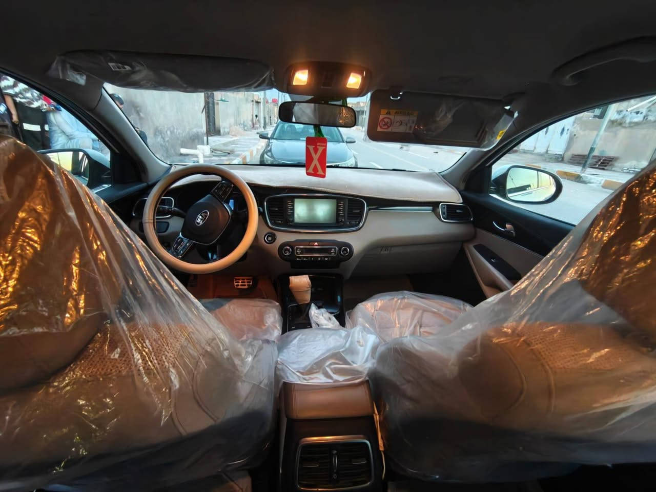 سيارة خليجي 2020كافلة عامة تحويل مباشر محرك ..6..
السعر 260 مكلف بنشر فقط صاحب سيارة رقم اتصال فقط ***********
