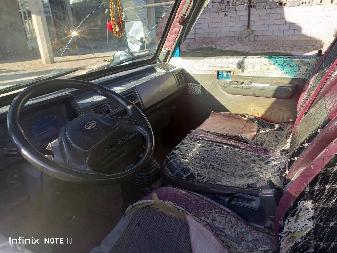 السلام عليكم كيا بنكو 96للبيعر رقم بغداد الاماني المكان ديالى خان بني سعد السنويا ما صاقطة راعيها موجود يمي السعر 52وبيها مجال الاستفسار اتصل علة الرقم ***********
