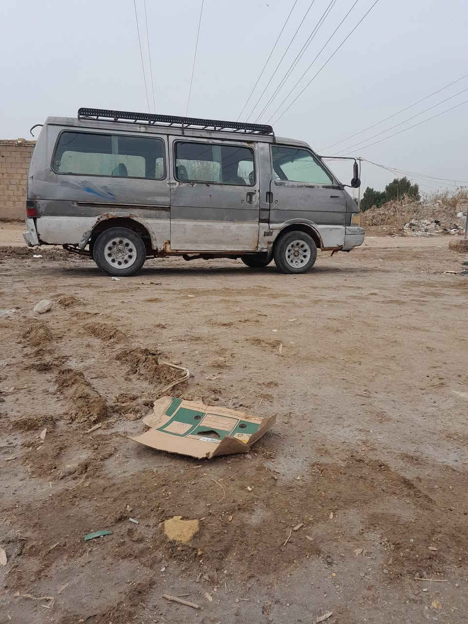 سلام عليكم  كيه بسته ٩٤ عليه غرامات ٥٠٠٠الف خط وبحث سياره جاهزه  كهربايات وباتري جديد نقصه باب لسلايت ماينفتح فقط سياره لا تنقيص ولا حماةه ناعمه مكينته  مكان سياره دوانيه عفك ***********
