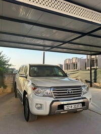 لاندكروزر GXR • ٢٠١٤ • بدون صبغ