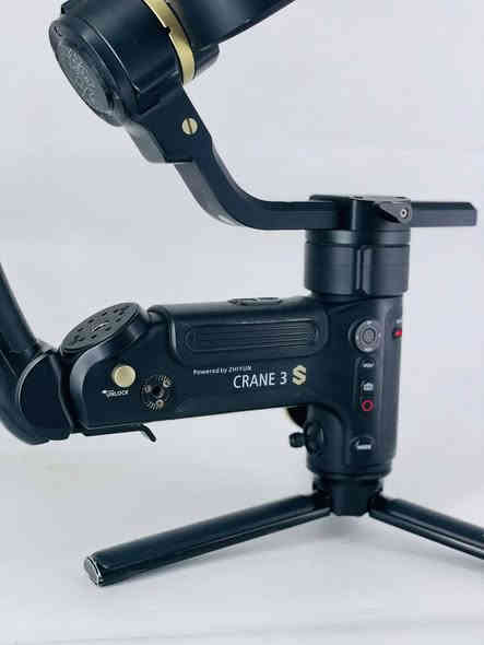 رونن كرين s3 يتحمل 7كيلو غرام السعر 250 ألف دينار عراقي ***********
