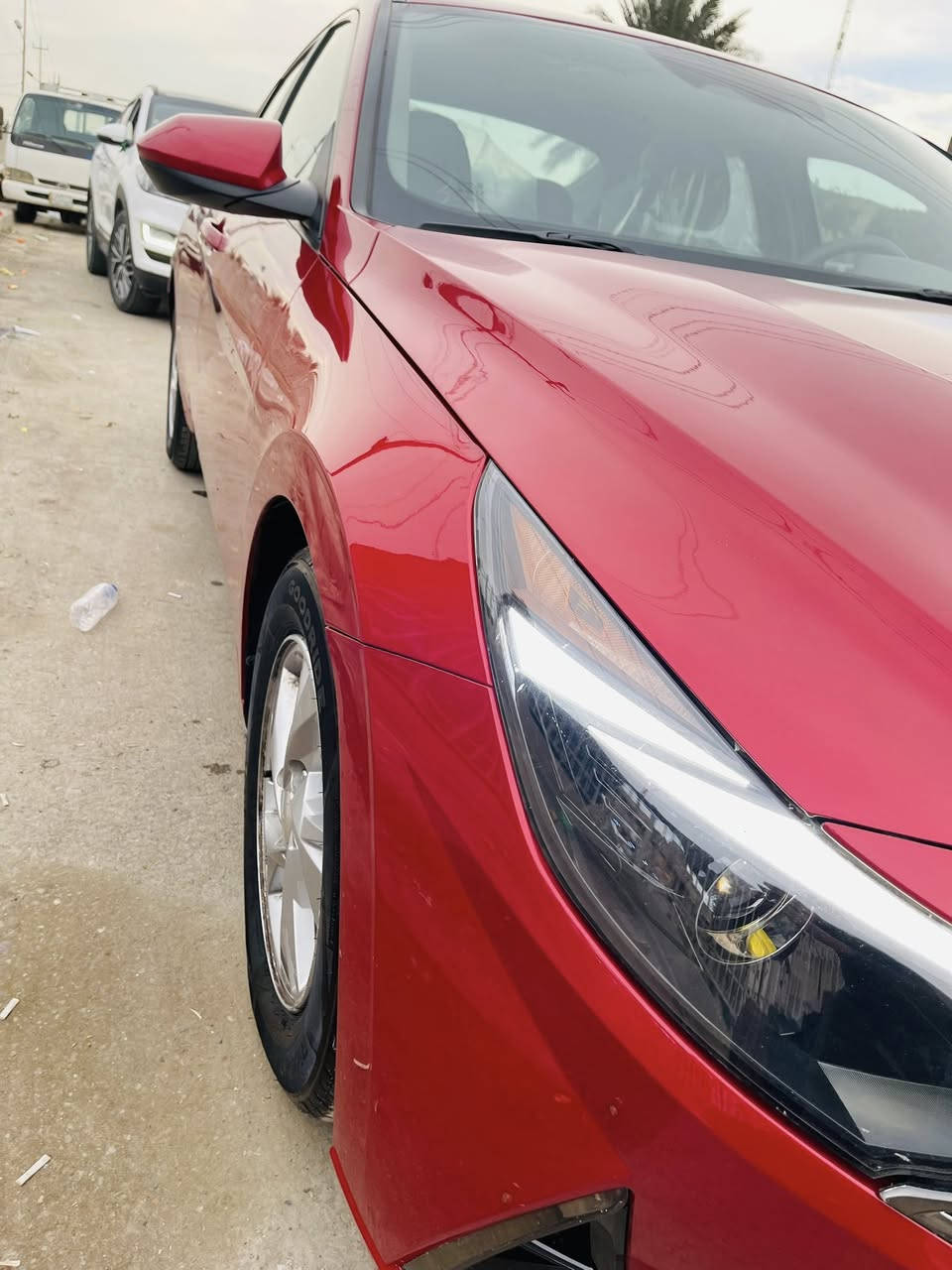 سلام عليكم سياره النترا موديل 21 للبيع
المواصفات نصف فول محرك 2000 دوش
توقف ذاتي  رادار امامي خلفي ومانع تصادم امامي وخلفي 

تحكم ستيرن اربع جهات وبعد بيه اهواي مواصفات 

السياره حادثه منشور بالصور وليبل واحد ايرباكات كله سليمه 

مكفوله من الغود والشواصي عدا صبغ بالجاملغ الايمن والبنيد وصبغ كد شبر بالجامغ الخلفي السيارة بيه ضعف بالرنكات اثر تبديل دهن نوعيه رديئه 

السياره ماشيه 80  رقمه اربيل الدولي وباسمي السعر 135 وبيه مجال بسيط مكانه بغداد الاورفلي 

للاستفسار الاتصال على الرقم ***********
