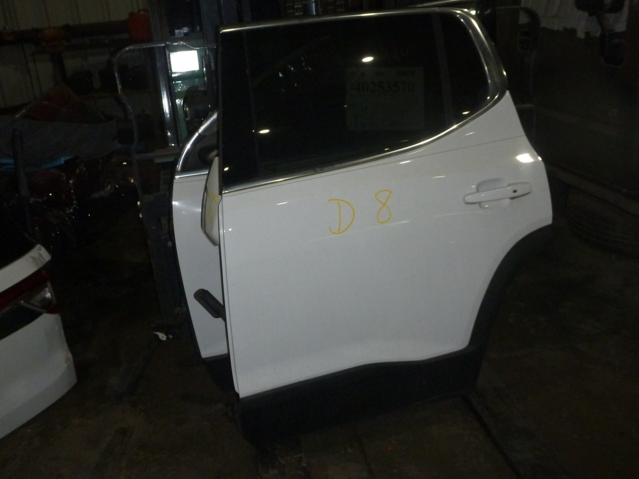 اللهم صلي على محمد وال محمد 
القزاز لتجارة قطع غيار السيارات الأمريكية الحديثة 
يتوفر ابواب للسيارات التالية
سلفرادو اسود
دورنكو اسود
كاديلاك XT4
ترافرس 
اكاديا 
تراكس
تريل بلايزر 
رام
فورد برونكو 
كوينكس 
العنوان بغداد الباب الشرقي كم الارمن نزلة سريع محمد القاسم 
***********
***********
