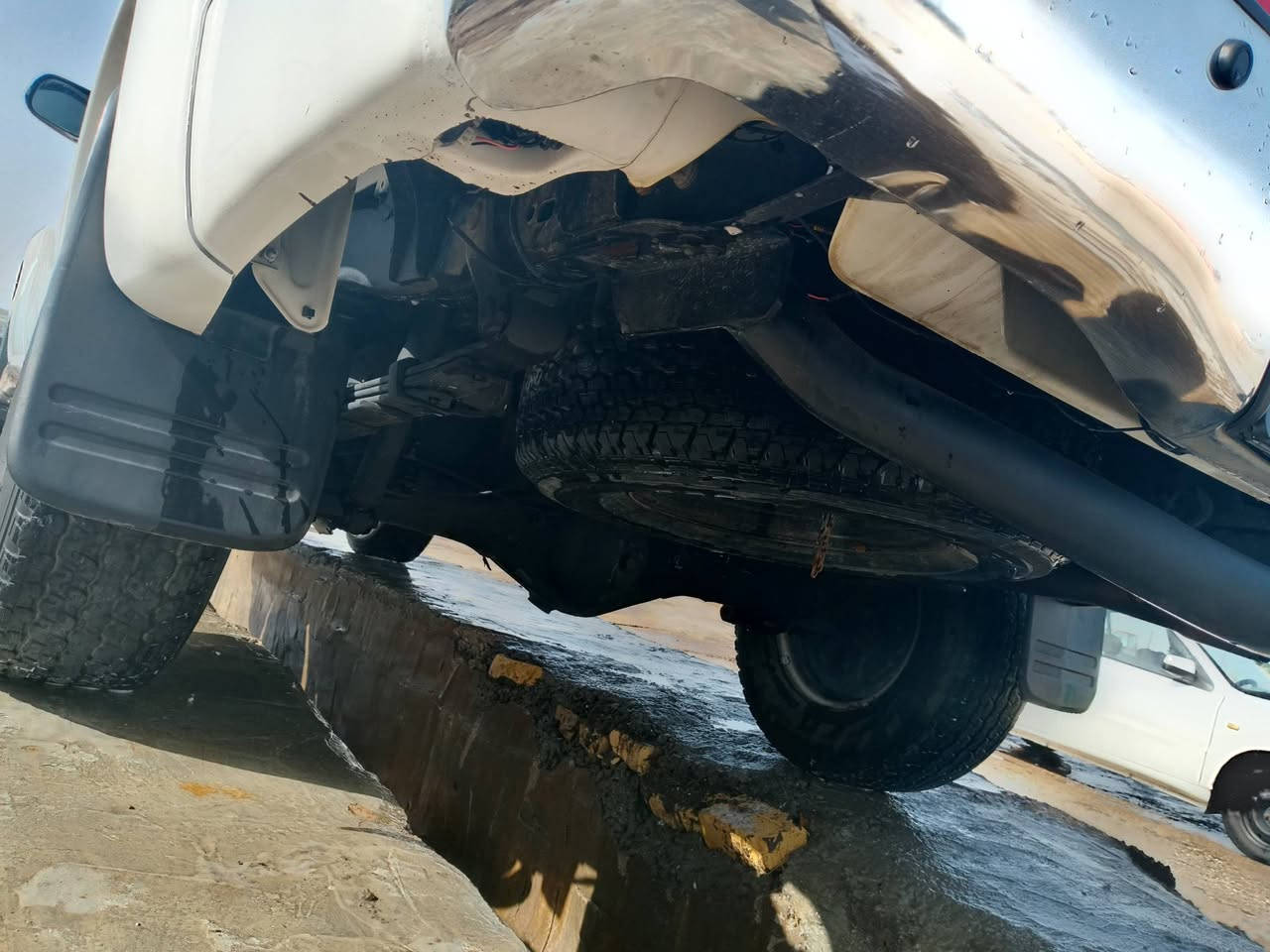 بكم هايلوكس 2014 السياره رقم شمالي سياره دبل اكسل كير اوتوماتيك سياره جديده مكينه كير اكسل جديد على وضع الشركه مكان السياره بغداد مكلف بالنشر رقم صاحب السياره *********** سعر 220
