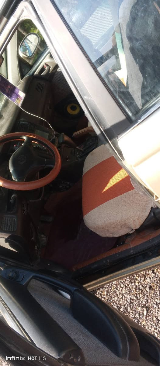 السلام عليكم 
كرونه موديل 93 مكفوله من الكصه والضربه القويه السنويه ل28 السعر 53 وبيه مجال حق الجيه رقم الموبايل ***********
