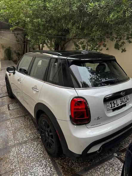 ميني كوبر 2024 للبيع.
العداد 3500 كم فقط، والسيارة زيرو.
حادث بسيط ربع بنيد بدون إيرباك، وباقي السيارة وضع شركة بالكامل.
الرقم بغداد الجديد ، والسيارة باسمي.

المواصفات:
• فول مواصفات
• بانوراما
• كاميرا
• رادار
• مانع تصادم
• تحديد مسار
• حساسات
• إنارة داخلية 7 ألوان
• إنارة ترحيبية
• يدّات أبواب
• شعار ضوئي
• موقع السيارة: بغداد – الكرادة

السعر ٢٠٠ ورقة.
للاتصال:***********
