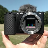 كاميرا Zv e10 كامل غراضة  فقط بودي سعرة 529$  07733747671