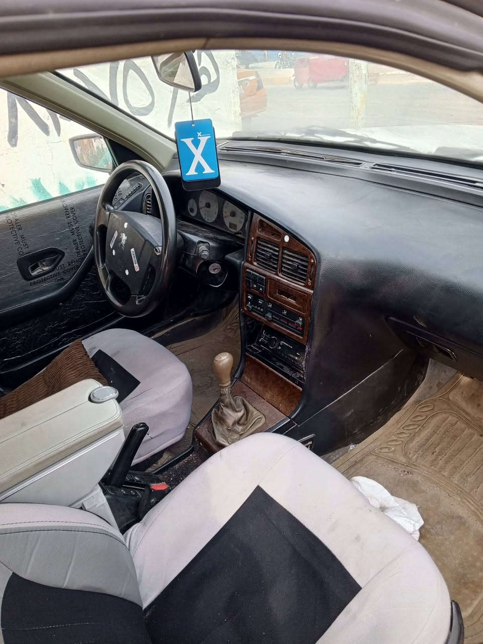 بيجو بارص 2011 مكفوله مبدل فقط بنيد كير مكينه و كهربائيات مكفولات رقم كربلاء بسمي السعر 39 وبيه مجال 
***********
