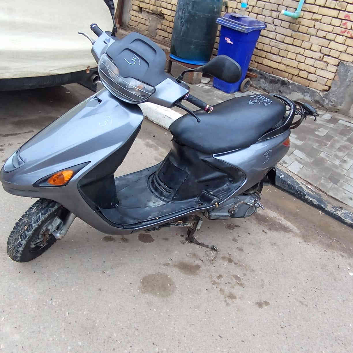 السلام عليكم دراجه فراشه رمبه صارلي 3 اشهر من مشتريه دراجه كل نقص مابيه مكينه ناعمه وبرغي ما مفتوح بيه السعر 750 مكاني الطوبة والنخيلة رقم الهاتف للاستفسار ***********
