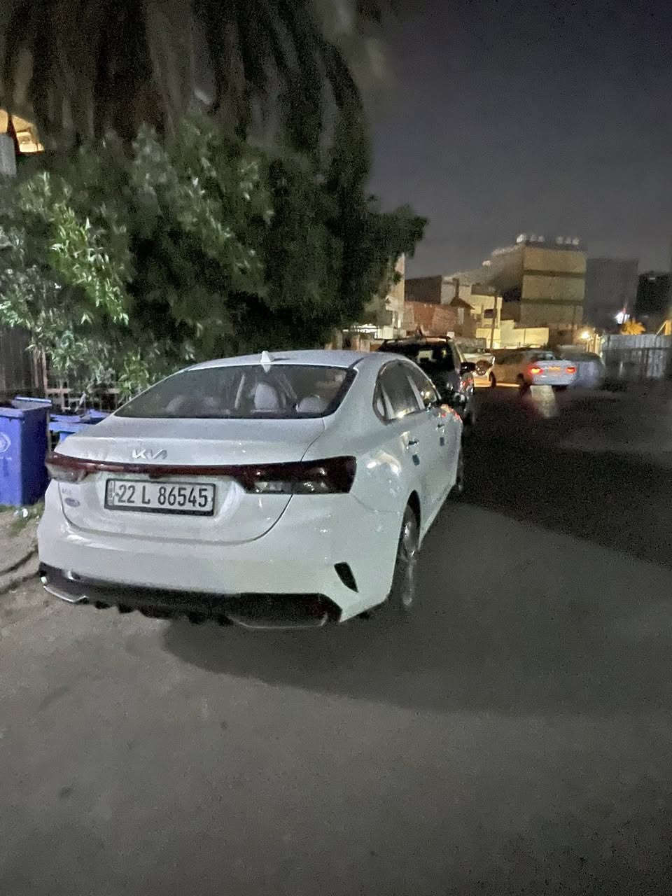 سلام عليكم k3 موديل 2022 محرك1500    فول موصفات  فتحه سقف قطعتين تبريد كشنات جلد  أشار بل مري كأمره دواره مكفوله من الصبغ و البارد  سعرها ١٣٤ وبيها مجال حك جيتك*********** ممتواجد عل فيس اتصال فقط
