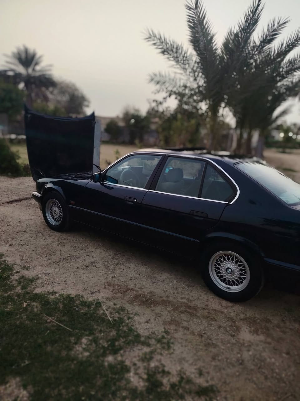 بي ام 525 مسكر فانوص كير مكينه خير من الله تبريد شغال صدر نص عمر رقم انبار سنويه 2030  تخم تاير  مكفوله من ضربه وكص مصبوغه صبغ عام للجماليه سعر 85وببيها مجال رقم ***********_*********** مكان اليوسفيه
