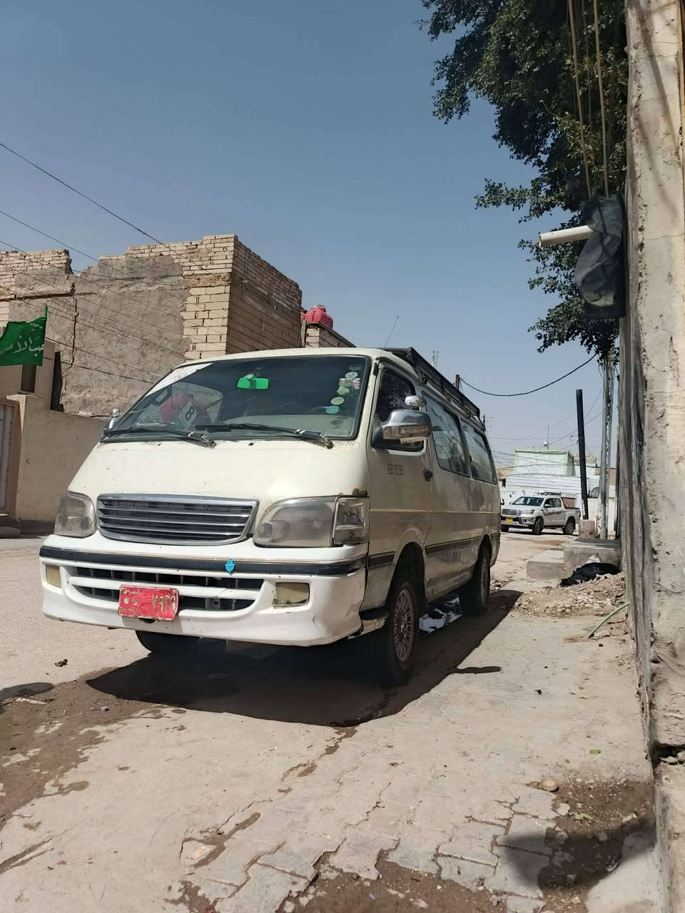 سلام عليكم فتون كير ومكينه بل جيس هستون صاعدات حدادية نضيفة  
شاشة +سماعات أمامية +خلفية كشنات نضيفه  مدوشمه هستوهي كهربات كلها شغالة لايت زنون السعر 24العنوان نجف للاستفسار ***********
