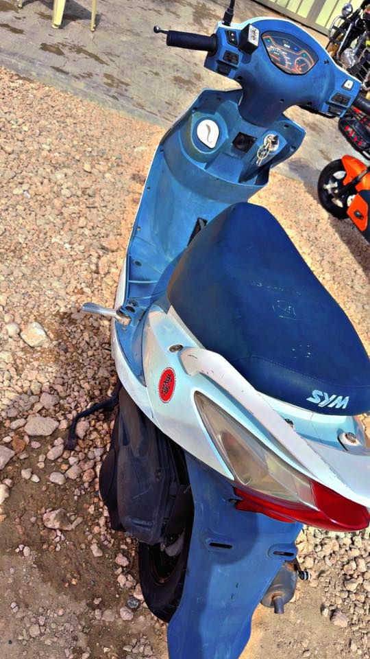 السلام عليكم دراجه سايم  موديل ١٦ جديده محرك بلادي مامفتوح برغي ع الشركه الدراجه كله على البلاد  مكاني الفلوجة  التواصل ع رقم الهاتف ***********
