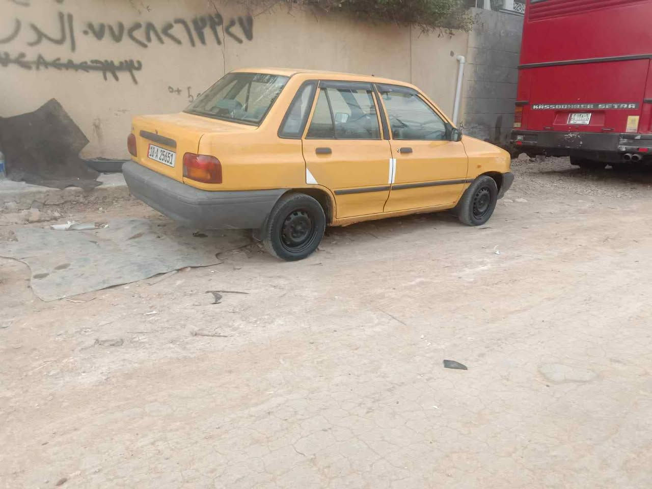 السلام عليكم سايبه 2011 سياره جاهزه وخير من الله مكينه كير حداده جاهزه  سياره مال شغل امانت الله انكر وروح رقم بابل. انكليزي. تحويل ثاني يوم مصفره هيه وغرامات   مكاني حله ابو غرق سعرها ٢٧ وبيها شي بسيط رقمي ***********  بي وتساب.
