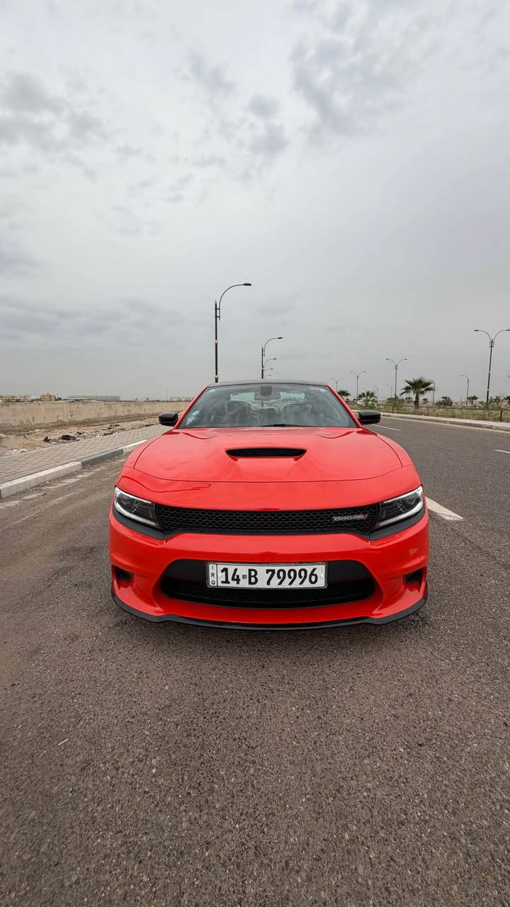 جارجر 2022 اصل Rt محرك 5700 لون برتقالي مميز
تقرير مياه امطار بس شرط قطرة ماي ما داخله الها وحتى فيوز ممبدل بيها شرط الفحص 
السياره رقم بصره مميز بأسمي 
كفاله عامه حتى من الزلغ حتى الدعاميات كفاله
مغلفه نانو PPF بالكامل
كفاله كير  ومحرك وأكسل حتى الحداده كفاله
السياره ستوك حجر بيئه بلاد دبات سود بلاد
المواصفات rt سوبر تراك باك شاشه كبيره 
كامره خلفيه حساسات خلفيه
السياره جاهزه من كلشي وع البلاد 
ماشيه 52 الف 
السياره جديده بمعنى الكلمه 
للبيع او مراوس حسب القناعه مكان السياره بصره
للاستفسار خاص او واتساب *********** Singapore
