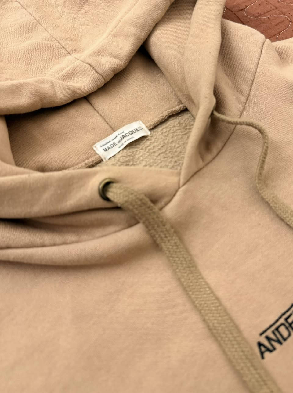 هودي لون بيجي قياس Mغير مستخدم صناعة كورية كل قطع داخل صفحة غير مستخدمه اوربية.للستفسار خاص .


**إذا كنت صاحب هذا الإعلان وتريد حذفه لأي سبب، رجاءا أرسل رسالة إلى الدعم الفني**