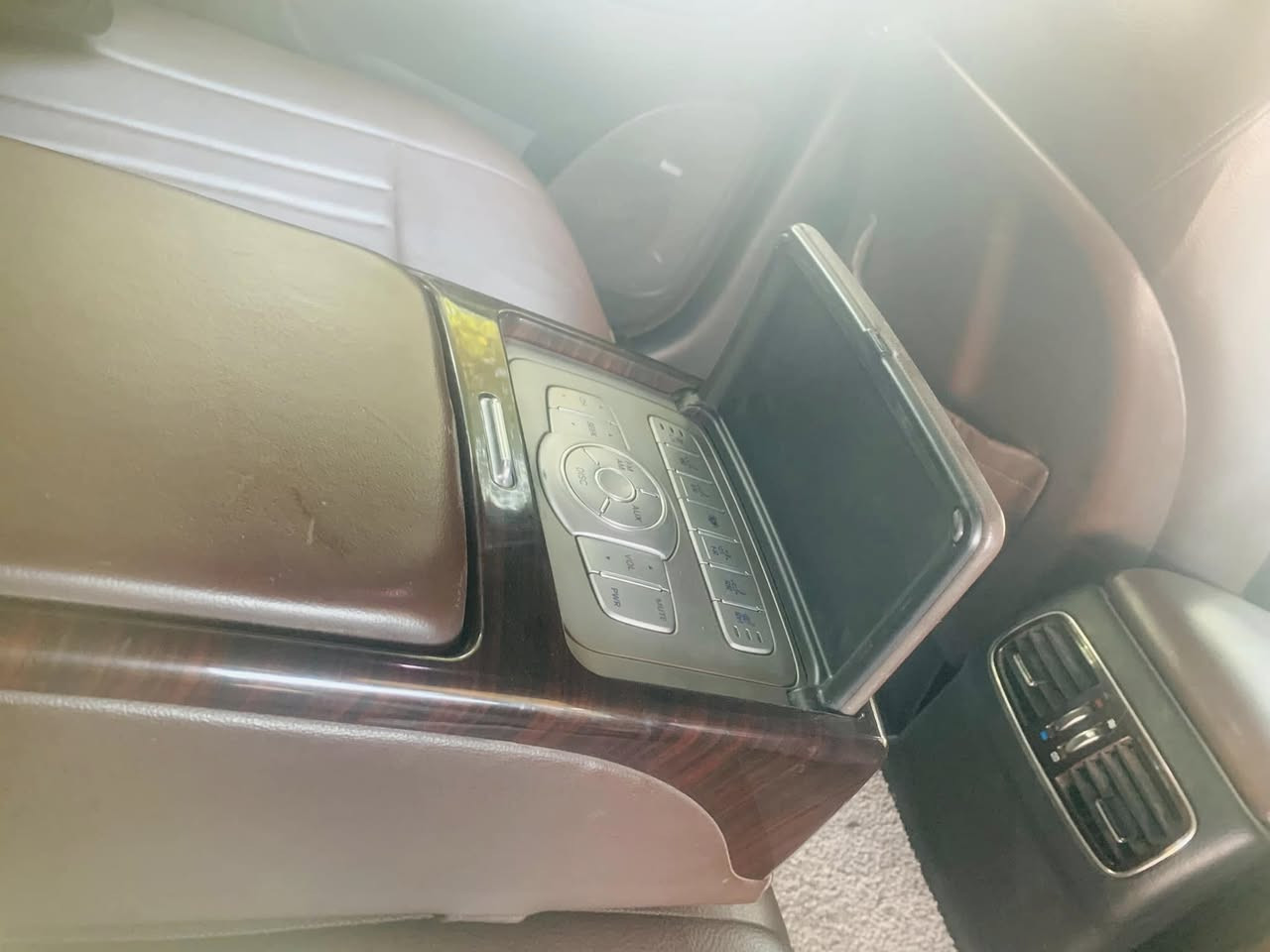 فوووول رويال. موديل 13 
130 $
***********
