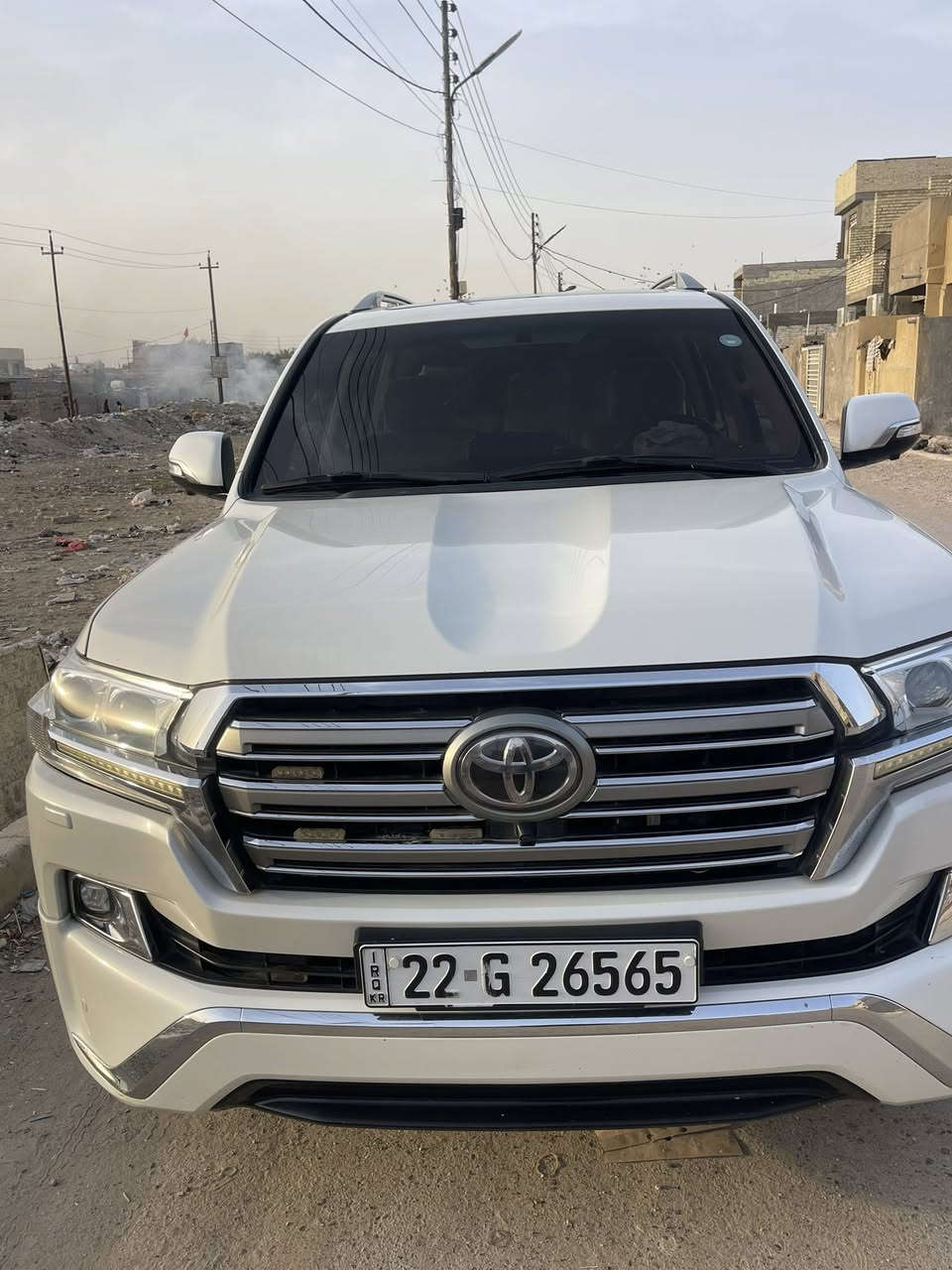 لا ندكروز 2017 
٨ سرندر 5700
ماشيه جوه ١٠٠ 
مكفوله كفاله عامه 
ابريم 
الاستفسار ***********
