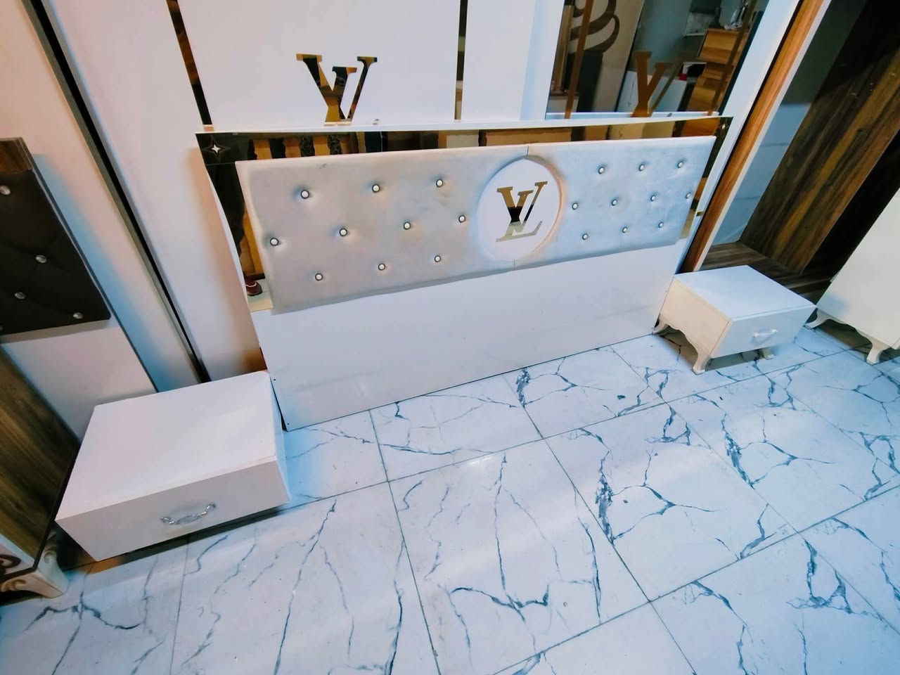 5️⃣قطع

نظافه 95💯
سعرها /425 
التوصيل والشد داخل بغداد مجاناً ✅✅


**إذا كنت صاحب هذا الإعلان وتريد حذفه لأي سبب، رجاءا أرسل رسالة إلى الدعم الفني**