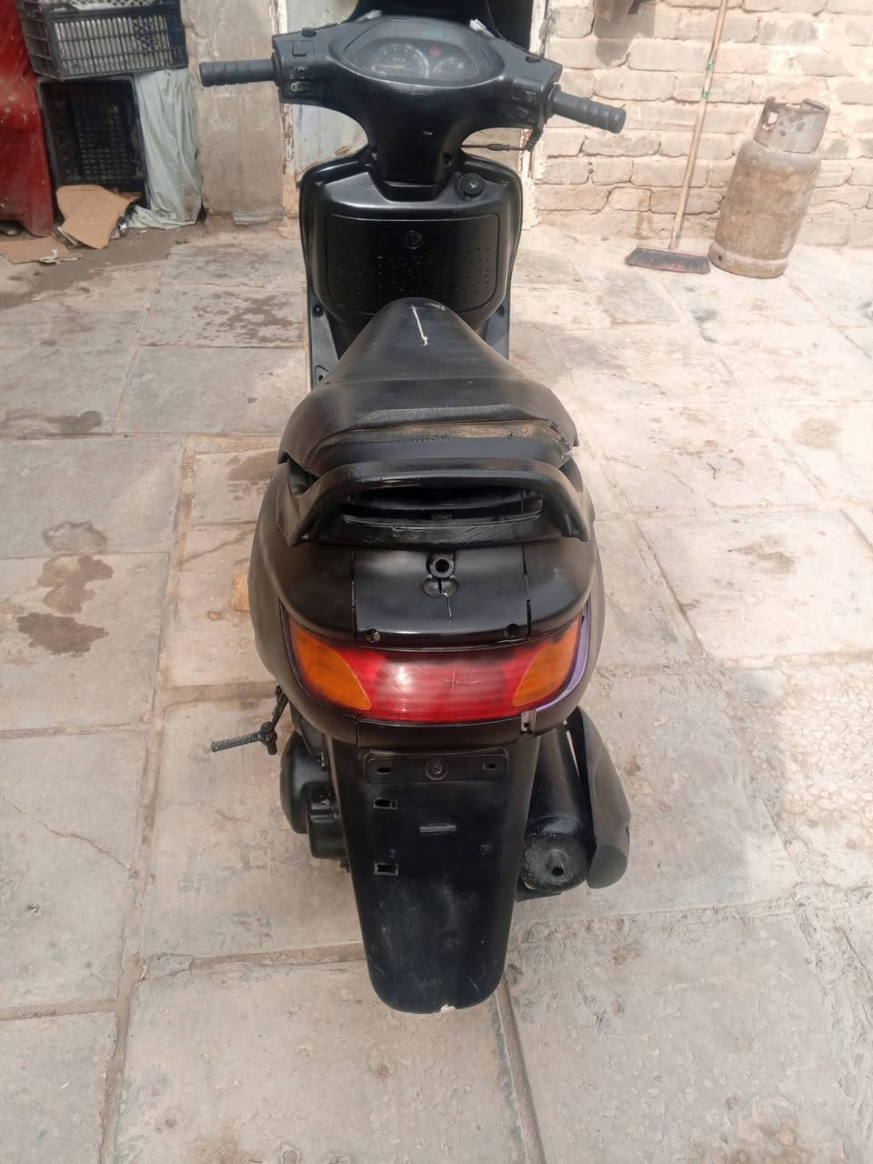 دراجه فراشه للبيع السعر 350وبيه مجال مكاني ابو صخير ***********
