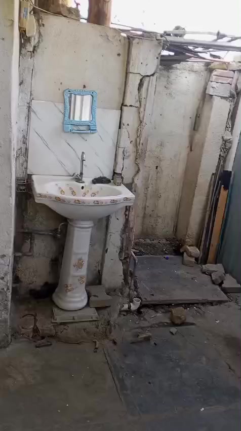 سلام عليكم بيت 50متر للايجار قرب مدرسه الخنساء ئجاره 200
دلاليه 150
***********
