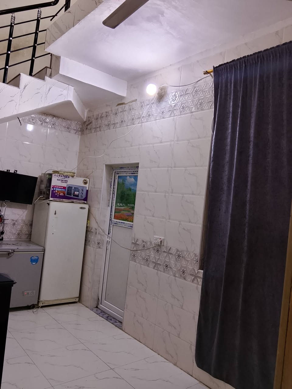 سلام عليكم..بيت للبيع 100 م سند25 في كربلاء المعملچي استفسار اكثر اتصال ع الرقم ***********
***********
