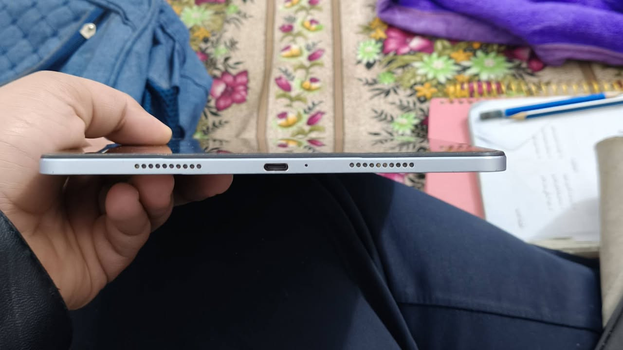 شاومي باد 6 نضيف فقط فطر في الگلاسه سعر 280بي مجال قليل رقمي واتساب ***********
